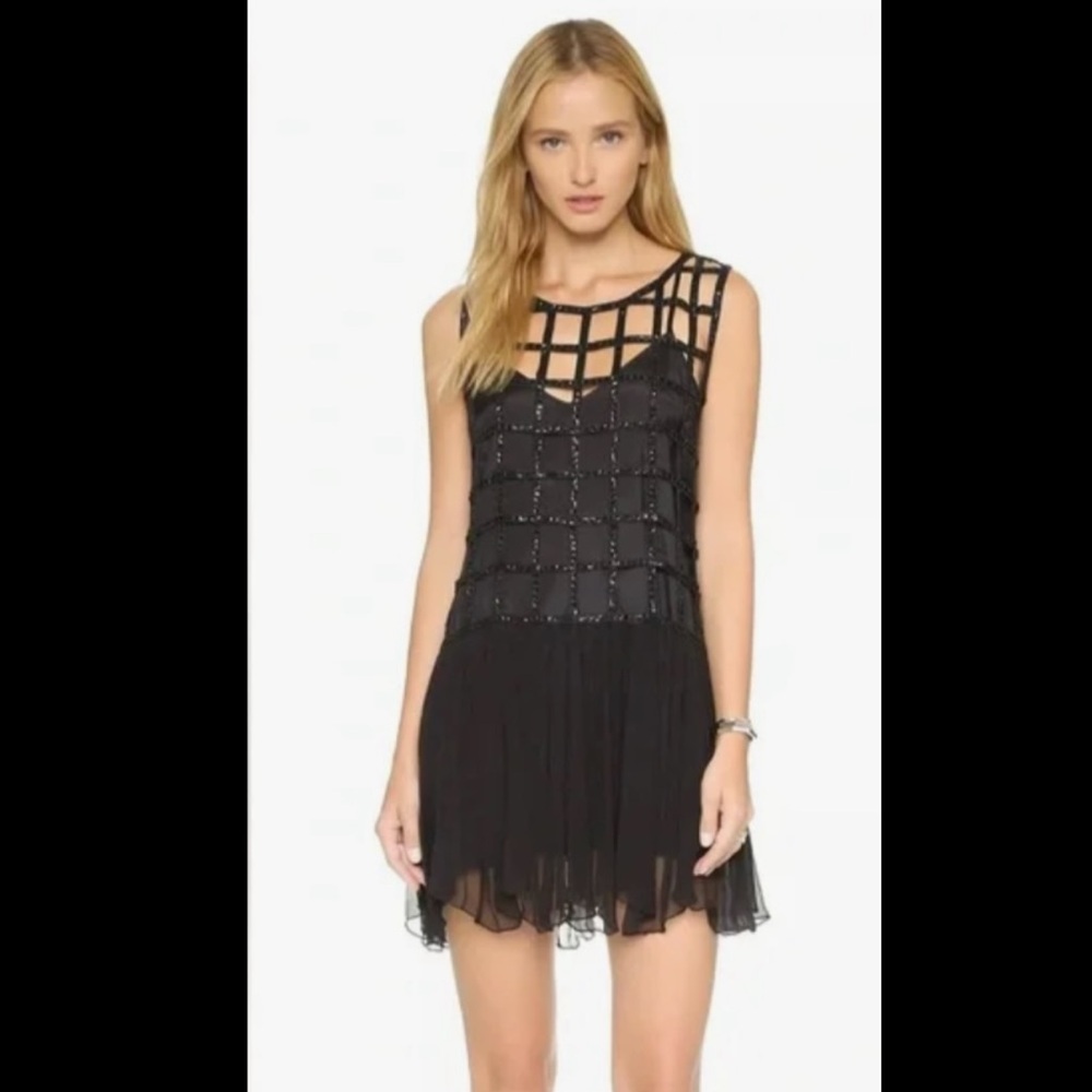 FREE PEOPLE VINTAGE CAGED SEQUIN RUFFLE DRESS SIZE XS BNWOT VINTAGE 🖤🔥🖤